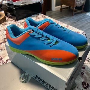 Vizari Vigo indoor soccer shoes